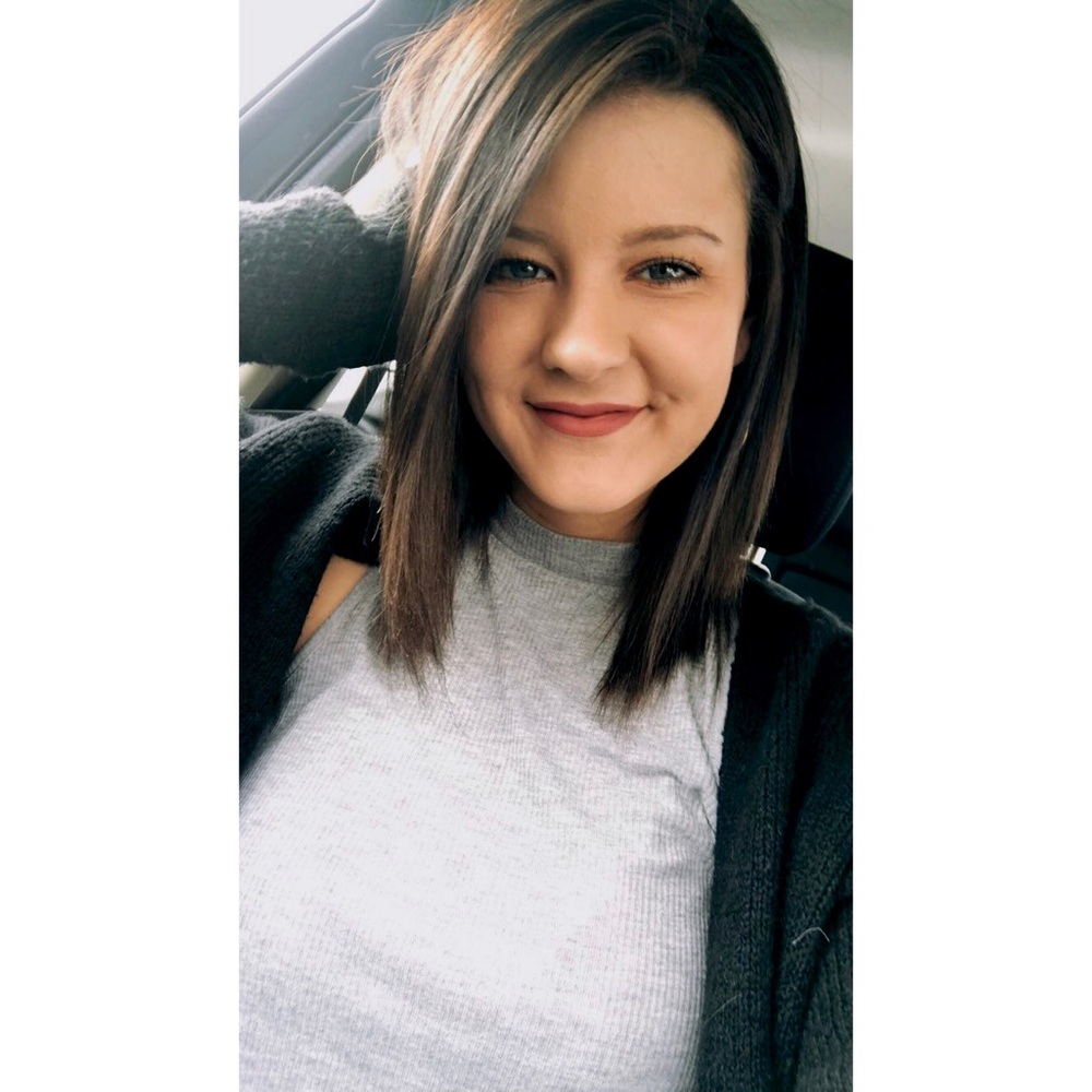 Meet your Posher, Nicole raeann